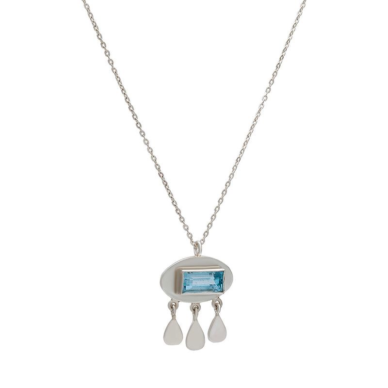 Velorra faceted blue topaz necklace close up