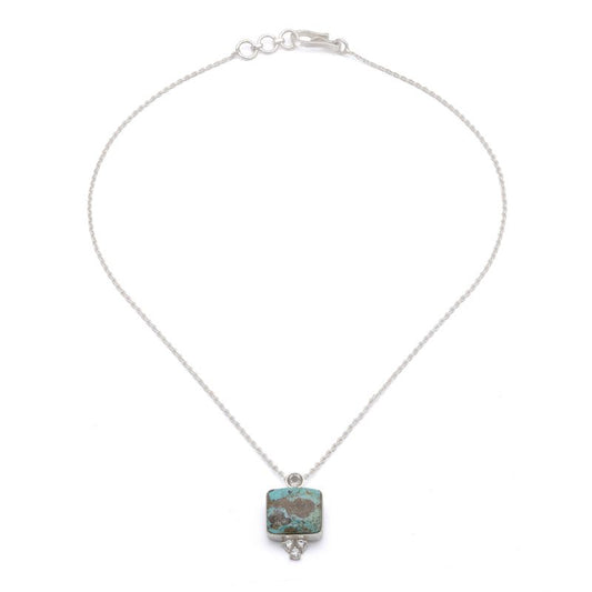 Velorra turquoise topaz pendant necklace detail